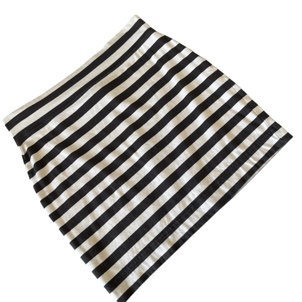Mods International Dark Gray and Cream Striped Bodycon Miniskirt, size small - Picture 3 of 3